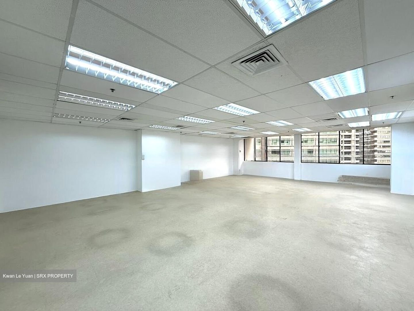 International Plaza (D2), Office #457615491